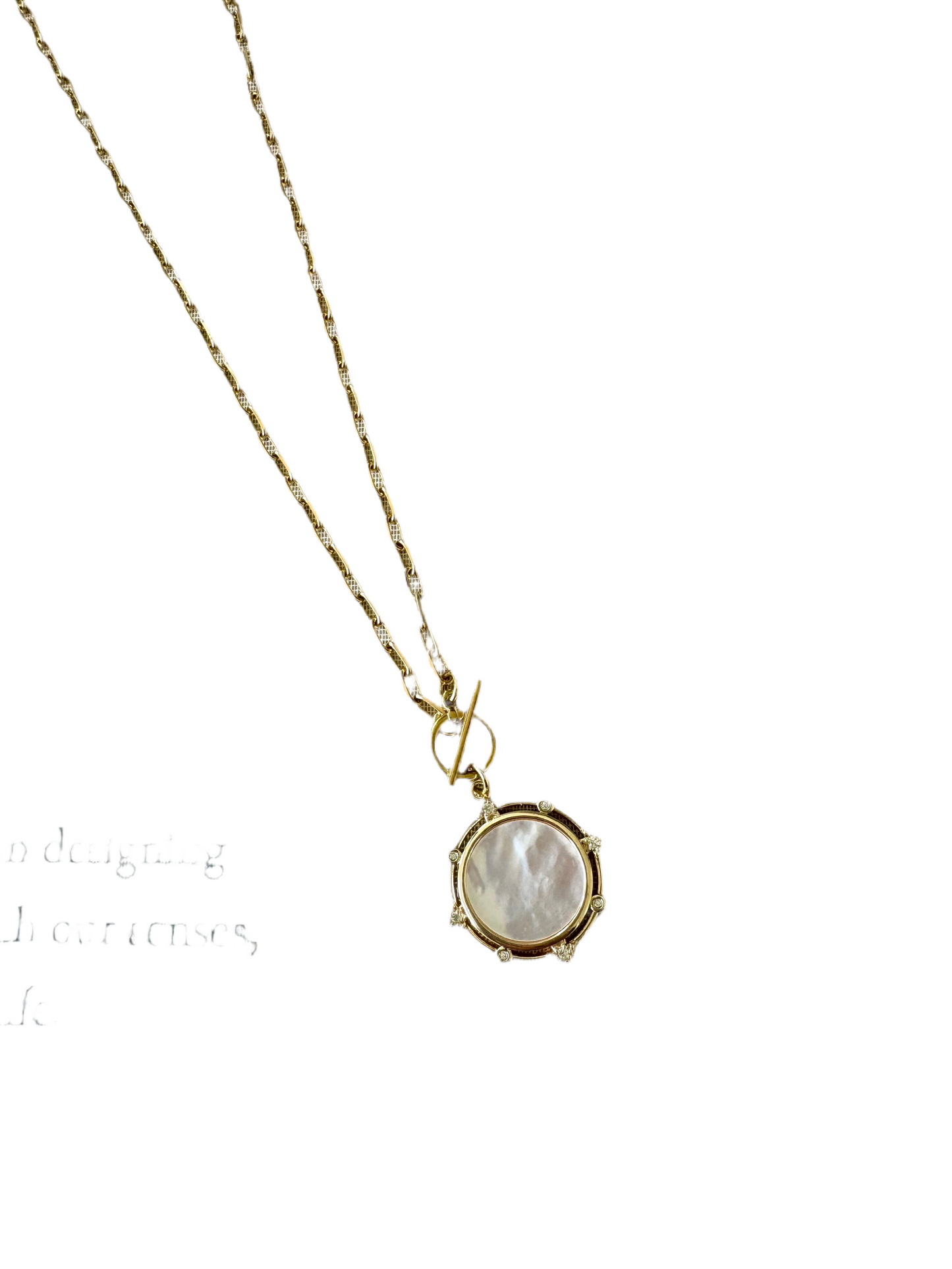 Mother Of Pearl Coin pendant Necklace