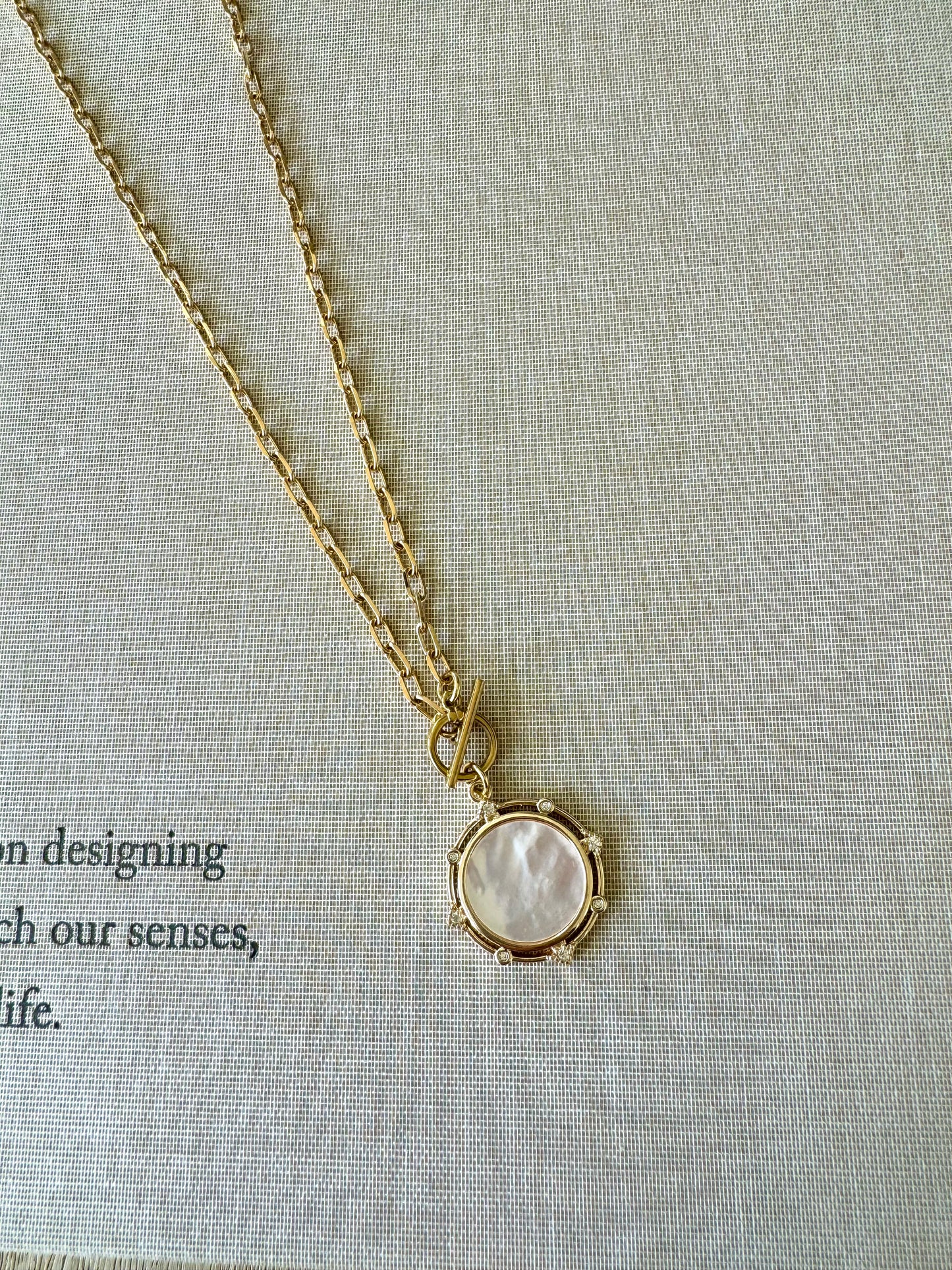Mother Of Pearl Coin pendant Necklace